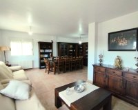 Resale - Villa -
Torrevieja - La Siesta - El Salado - Torreta