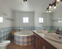 Resale - Villa -
Torrevieja - La Siesta - El Salado - Torreta