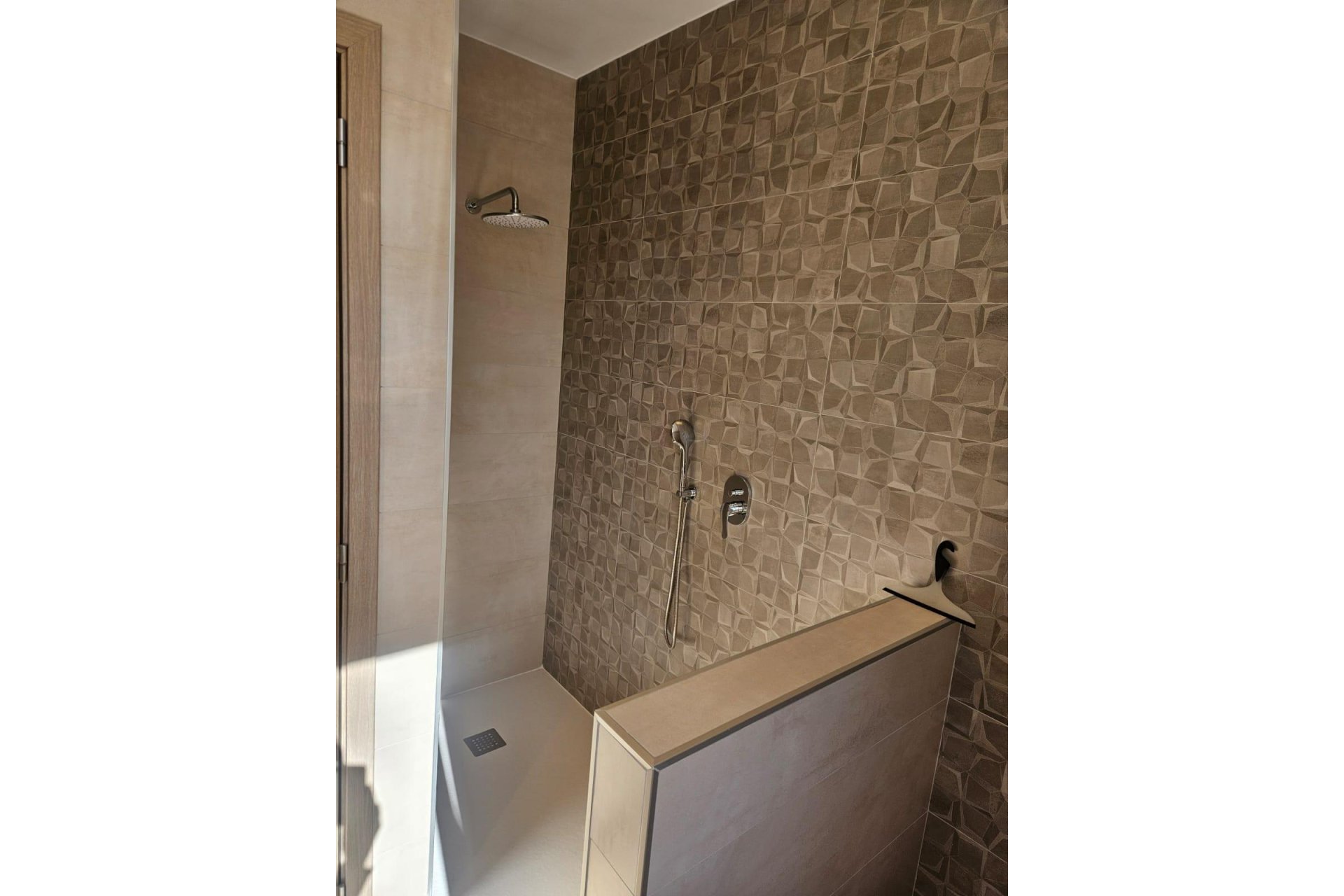 Resale - Villa -
Torrevieja - La Siesta - El Salado - Torreta