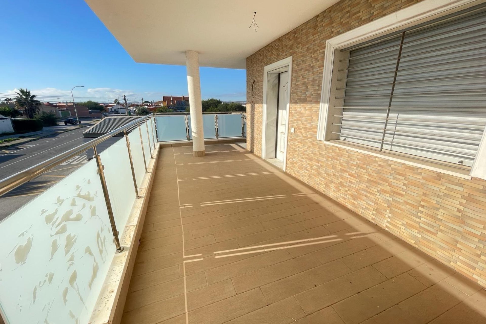 Resale - Villa -
Torrevieja - La Siesta - El Salado - Torreta