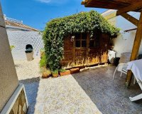 Resale - Villa -
Torrevieja - La Siesta - El Salado - Torreta