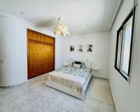 Resale - Villa -
Torrevieja - La Siesta - El Salado - Torreta