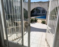 Resale - Villa -
Torrevieja - La Siesta