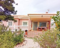 Resale - Villa -
Torrevieja - La Siesta