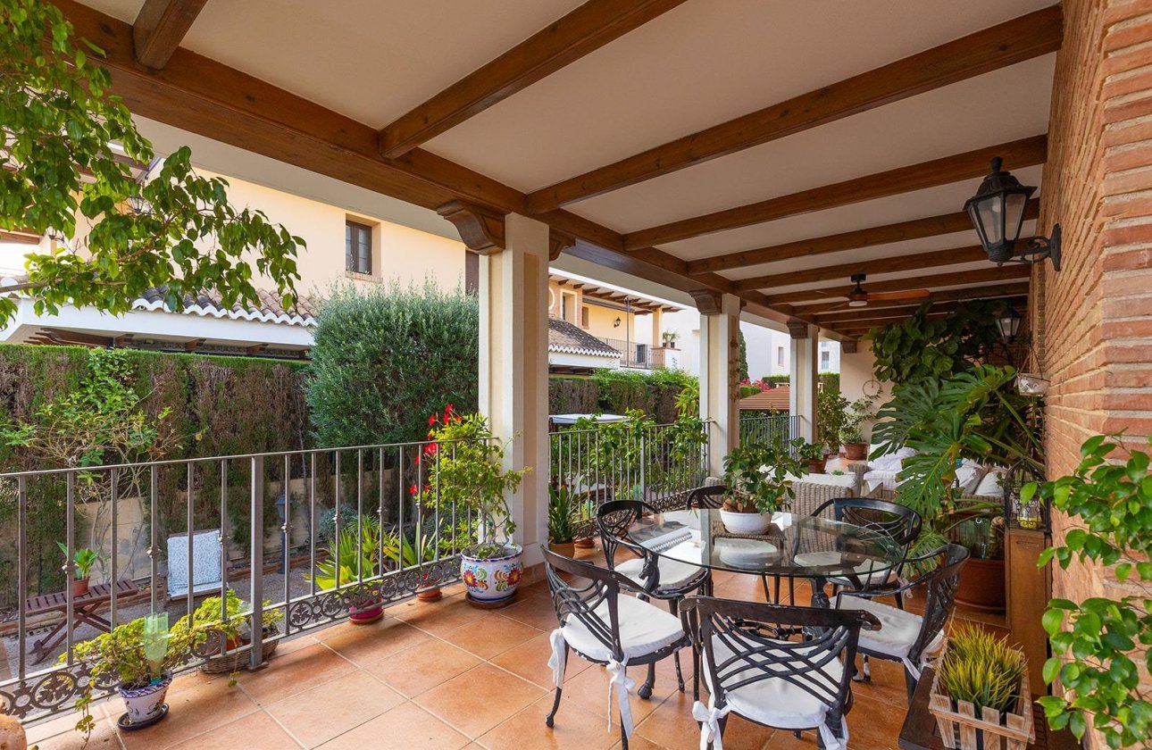 Resale - Villa -
Torrevieja - La Veleta