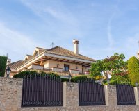 Resale - Villa -
Torrevieja - La Veleta