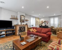 Resale - Villa -
Torrevieja - La Veleta