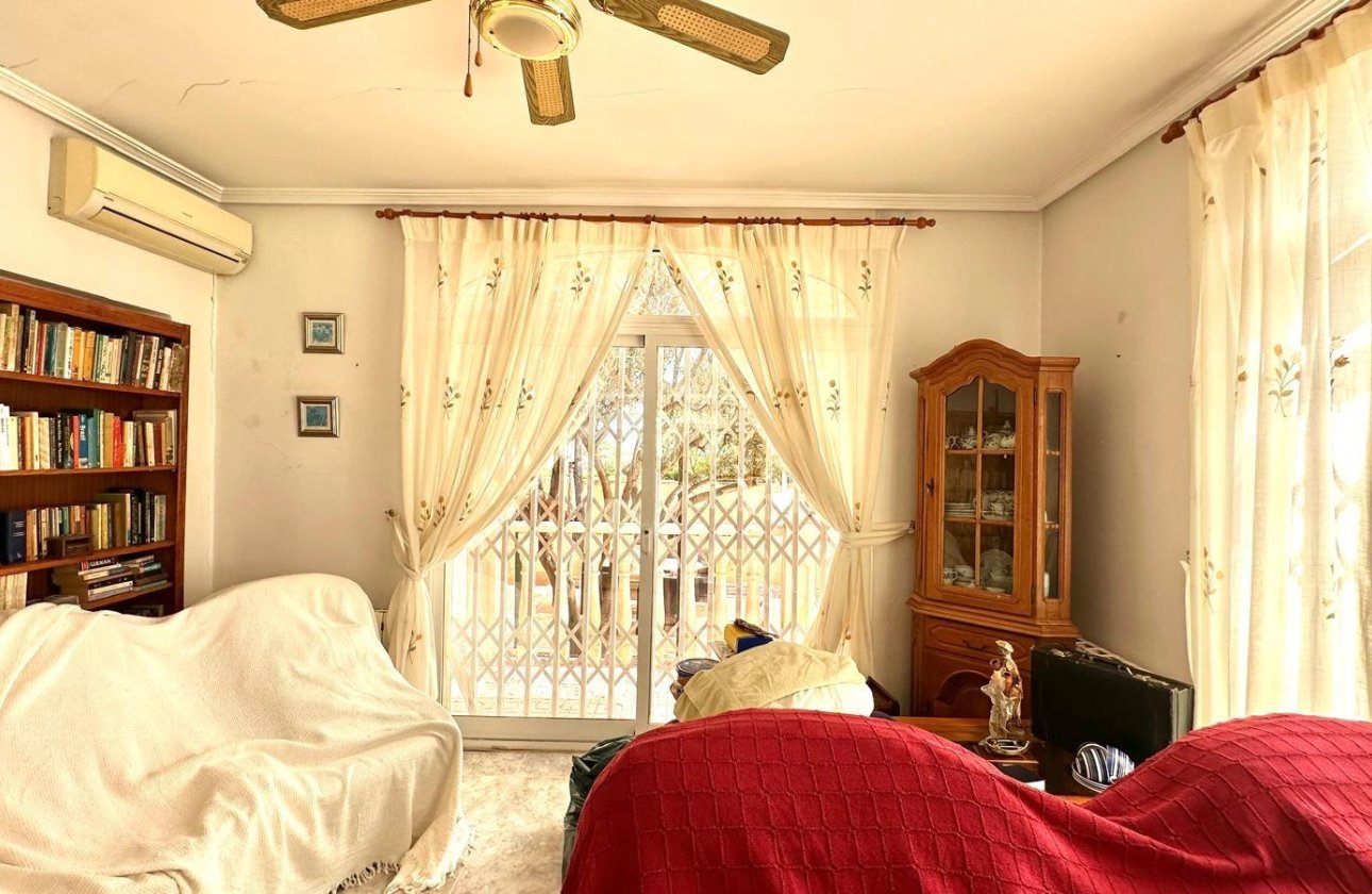 Resale - Villa -
Torrevieja - Los Balcones - Los Altos del Edén