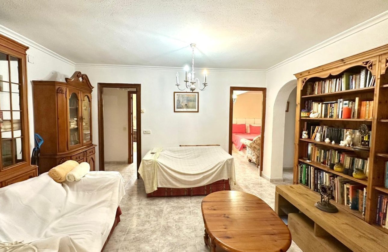 Resale - Villa -
Torrevieja - Los Balcones - Los Altos del Edén