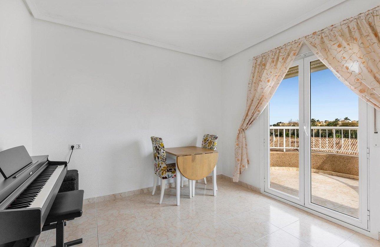 Resale - Villa -
Torrevieja - Los Balcones - Los Altos del Edén