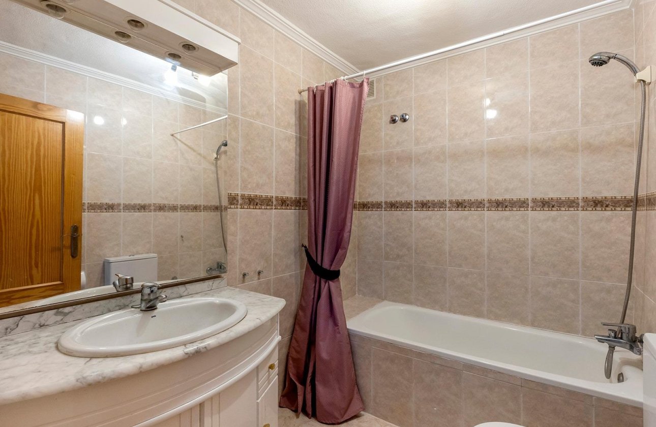 Resale - Villa -
Torrevieja - Los Balcones - Los Altos del Edén