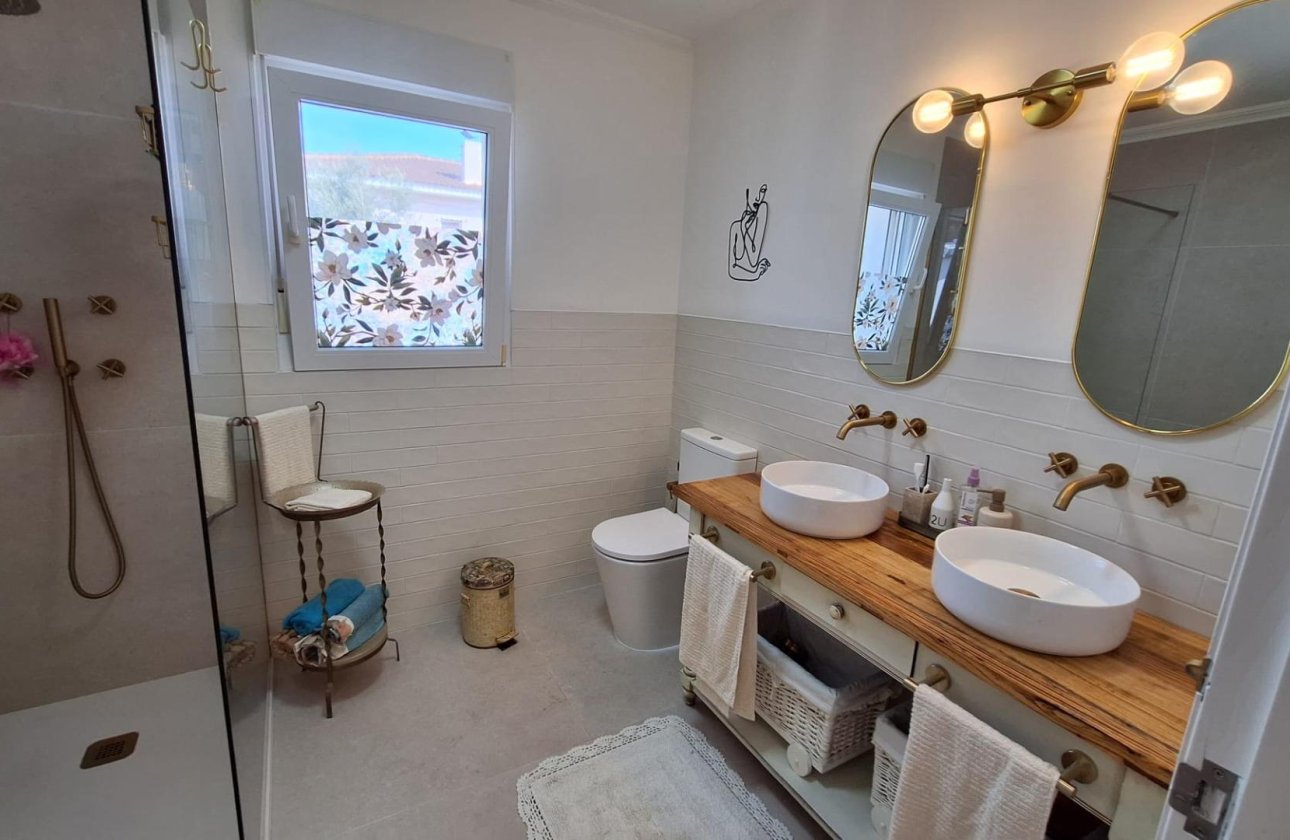 Resale - Villa -
Torrevieja - Los Balcones - Los Altos del Edén