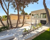 Resale - Villa -
Torrevieja - Los Balcones - Los Altos del Edén