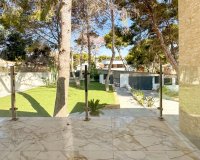 Resale - Villa -
Torrevieja - Los Balcones - Los Altos del Edén