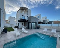 Resale - Villa -
Torrevieja - Los Balcones - Los Altos del Edén