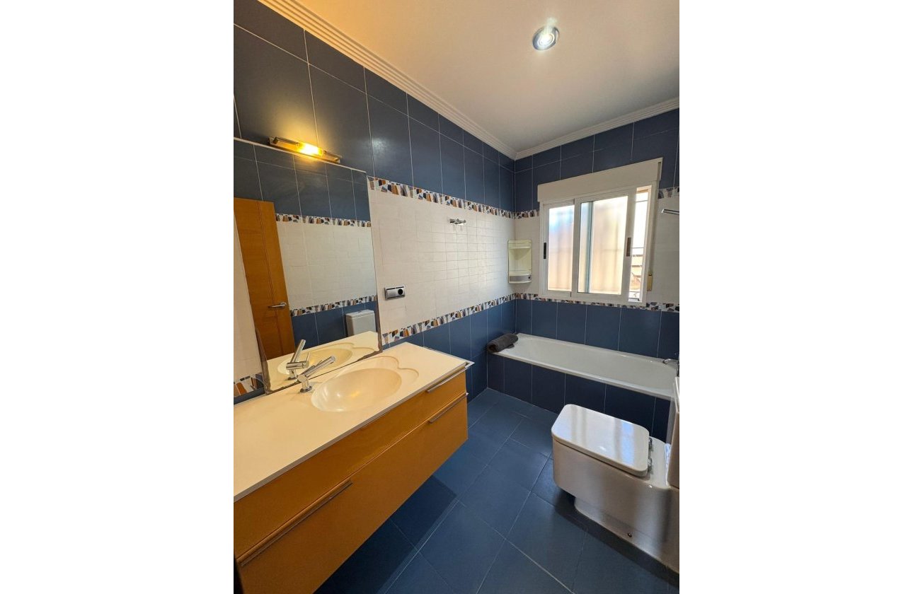 Resale - Villa -
Torrevieja - Los Balcones - Los Altos del Edén