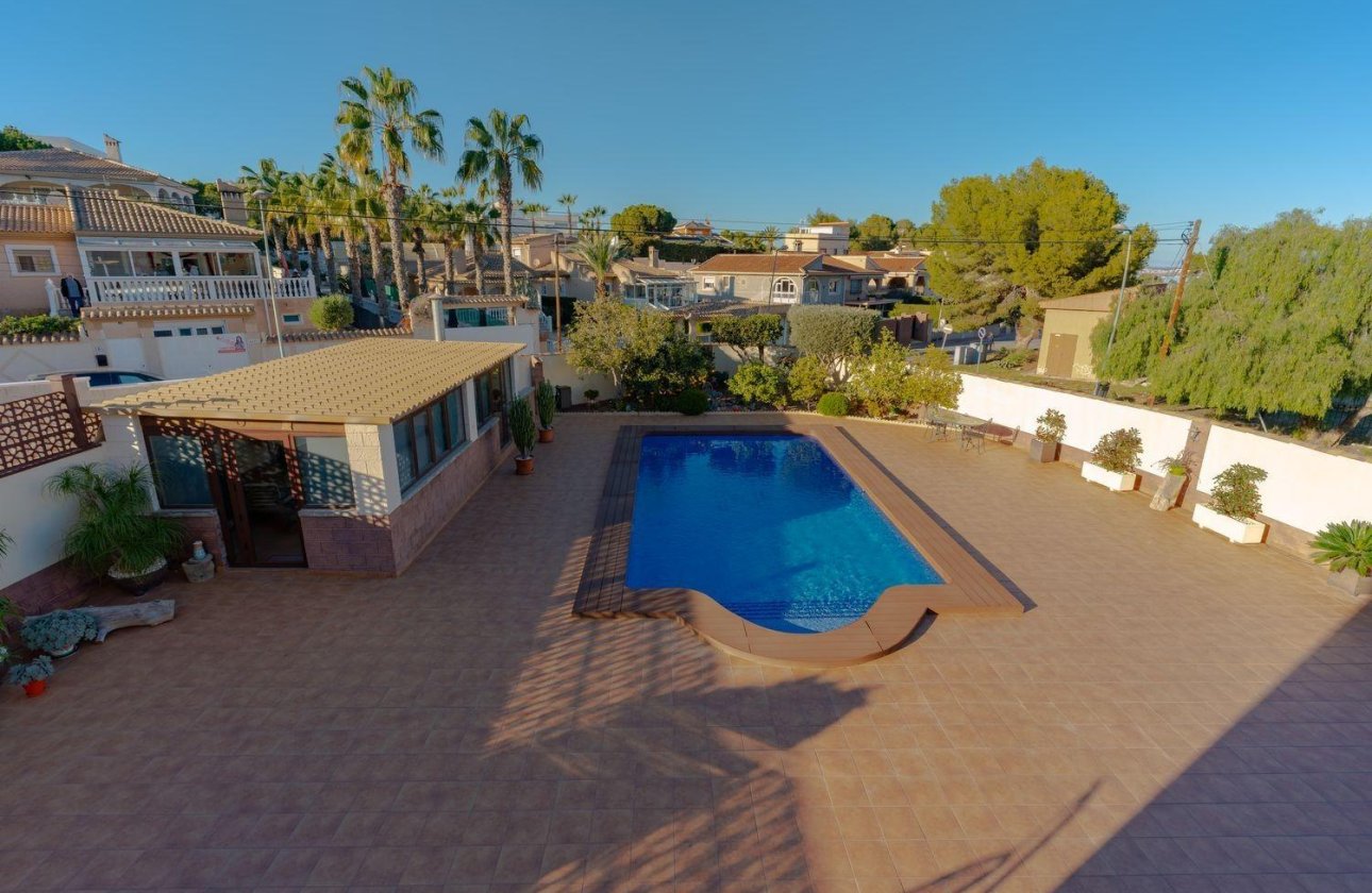 Resale - Villa -
Torrevieja - Los Balcones - Los Altos del Edén