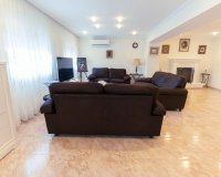 Resale - Villa -
Torrevieja - Los Balcones - Los Altos del Edén