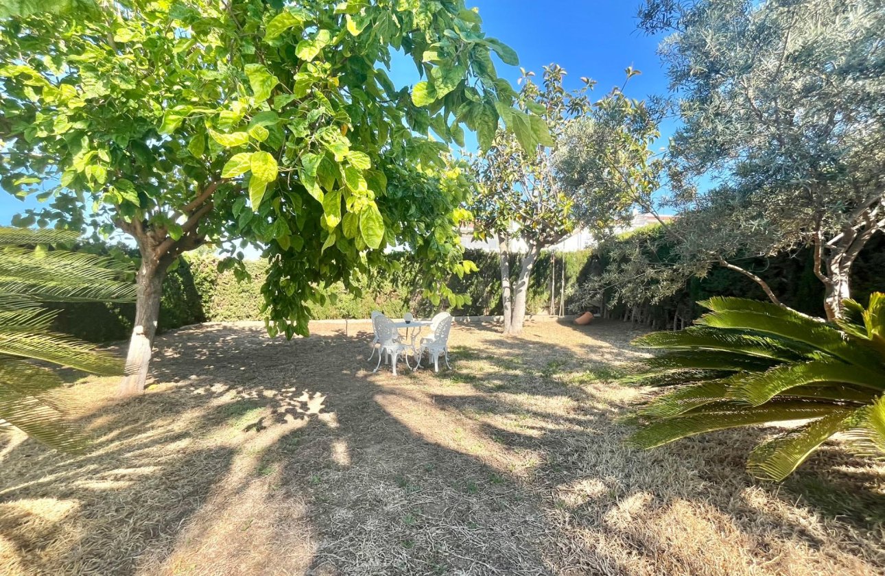 Resale - Villa -
Torrevieja - Los Balcones - Los Altos del Edén