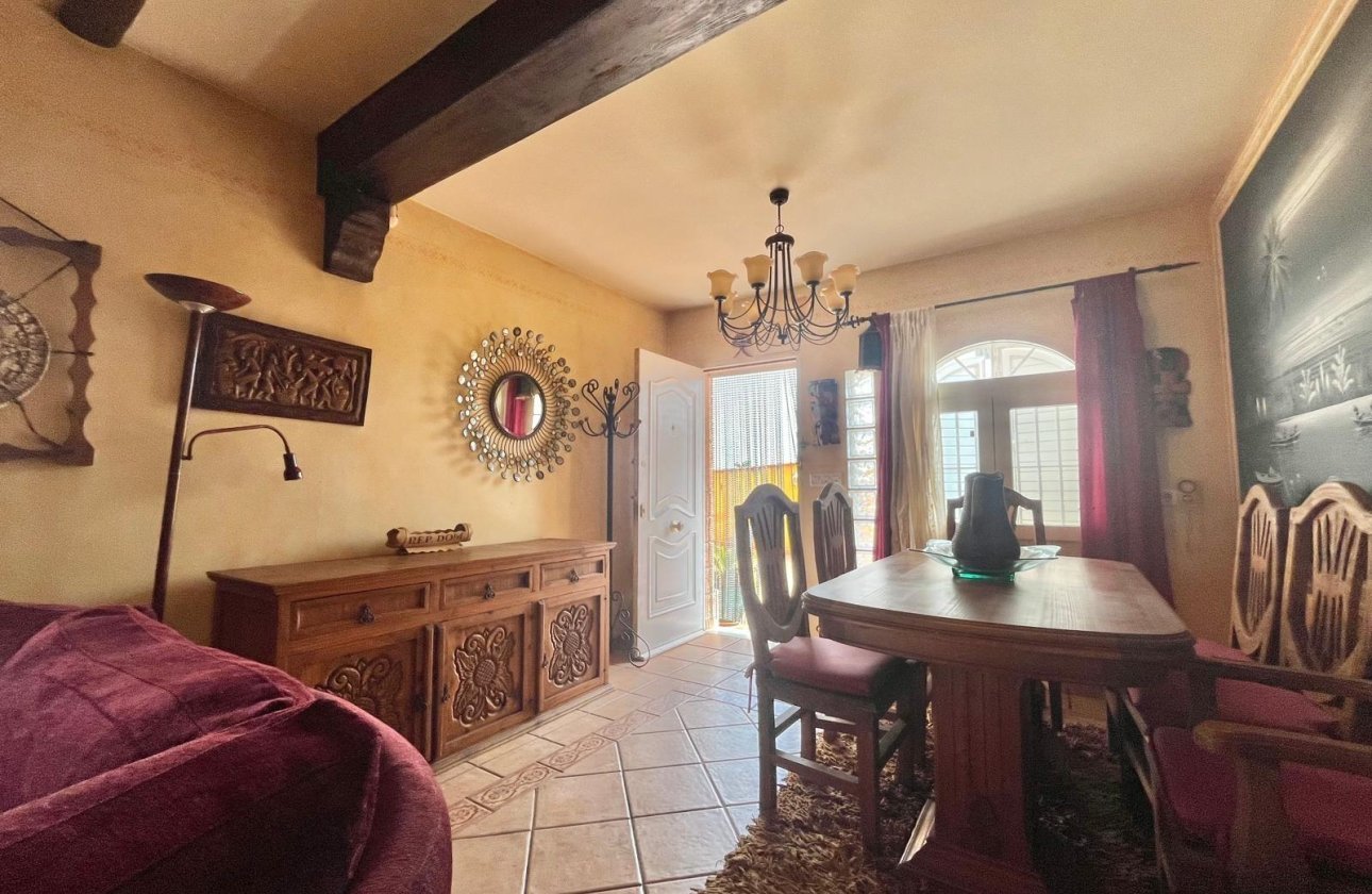 Resale - Villa -
Torrevieja - Los Balcones - Los Altos del Edén