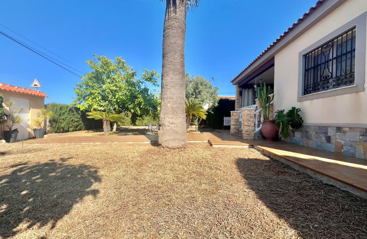 Resale - Villa -
Torrevieja - Los Balcones - Los Altos del Edén