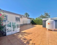 Resale - Villa -
Torrevieja - Los Balcones - Los Altos del Edén