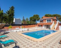 Resale - Villa -
Torrevieja - Los Balcones - Los Altos del Edén