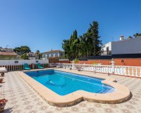 Resale - Villa -
Torrevieja - Los Balcones - Los Altos del Edén