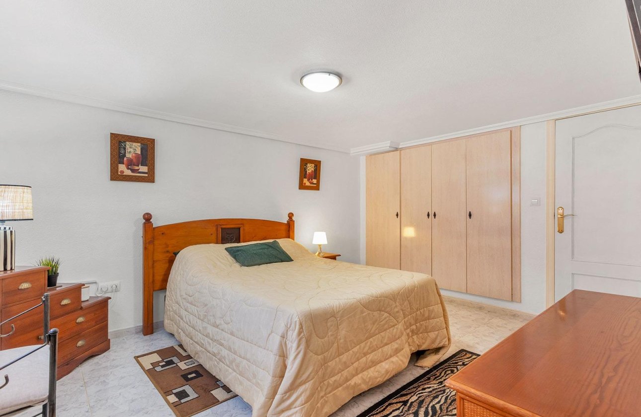 Resale - Villa -
Torrevieja - Los Balcones - Los Altos del Edén