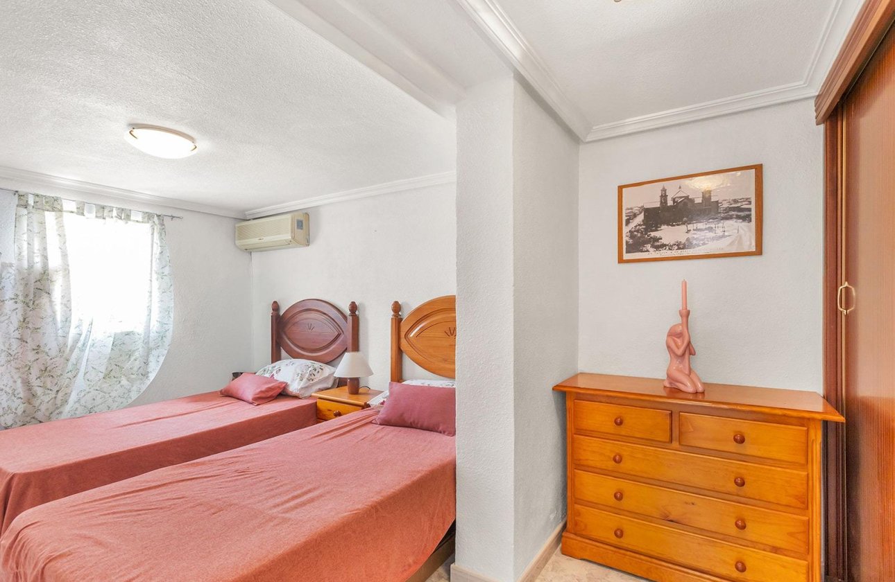 Resale - Villa -
Torrevieja - Los Balcones - Los Altos del Edén