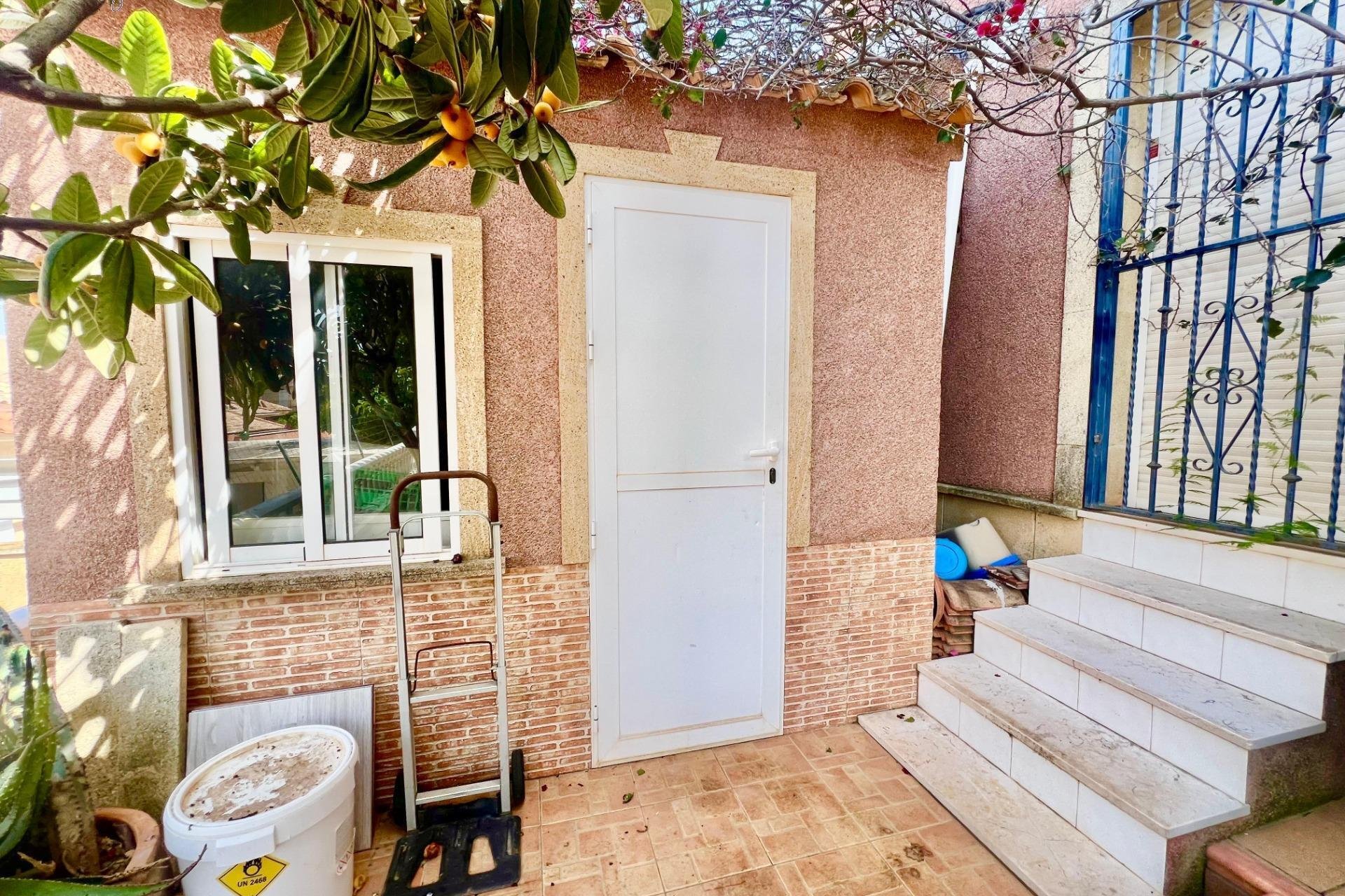 Resale - Villa -
Torrevieja - Los Balcones - Los Altos del Edén