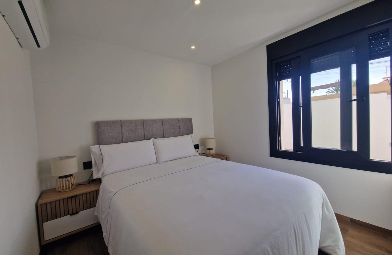 Resale - Villa -
Torrevieja - Los Balcones - Los Altos del Edén