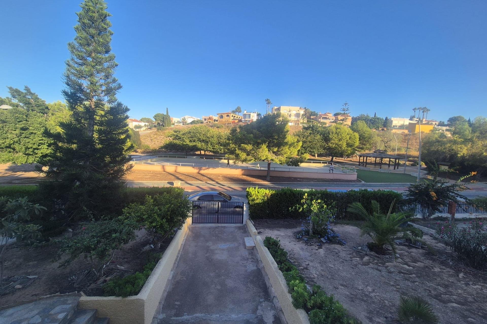 Resale - Villa -
Torrevieja - Los Balcones - Los Altos del Edén