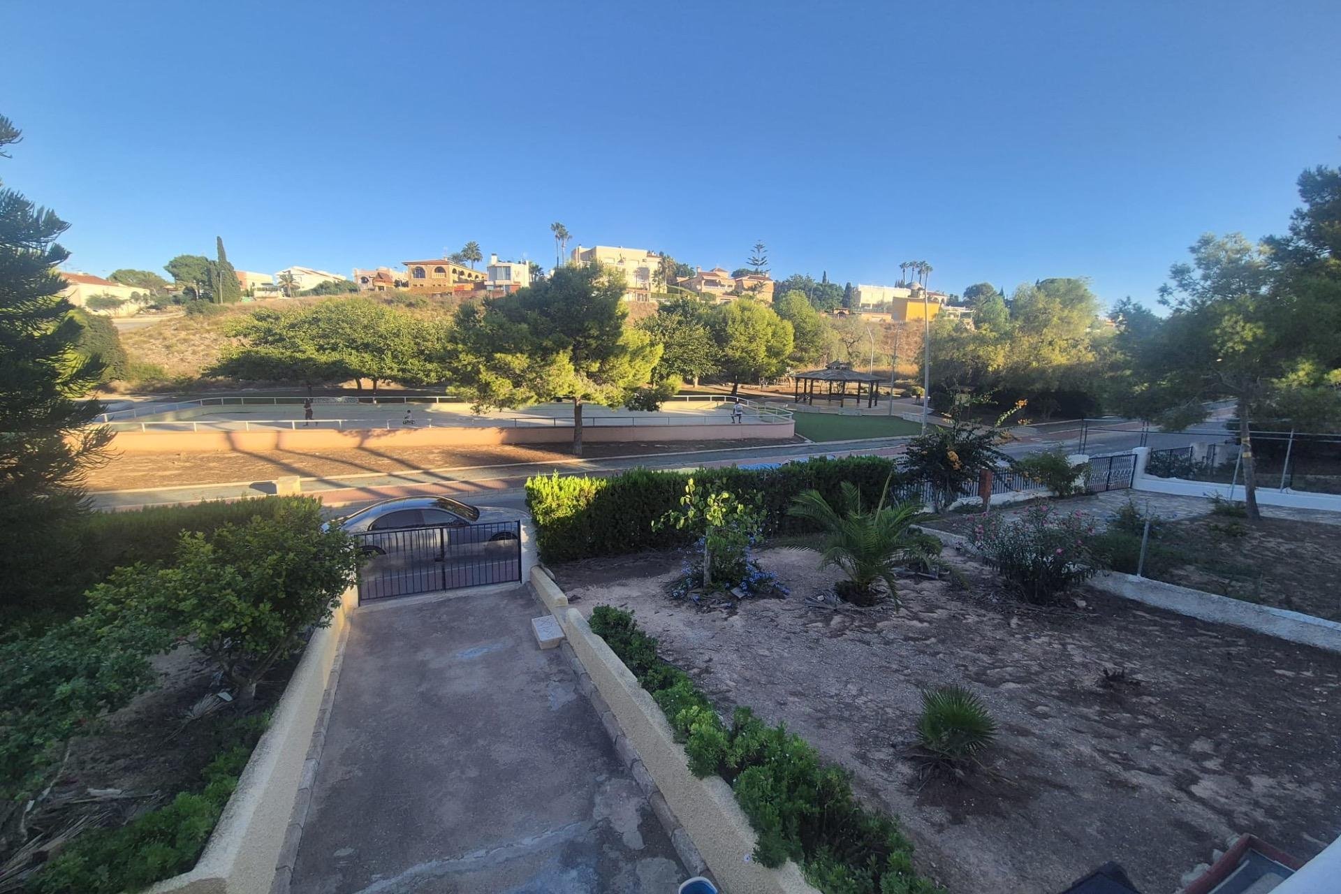 Resale - Villa -
Torrevieja - Los Balcones - Los Altos del Edén