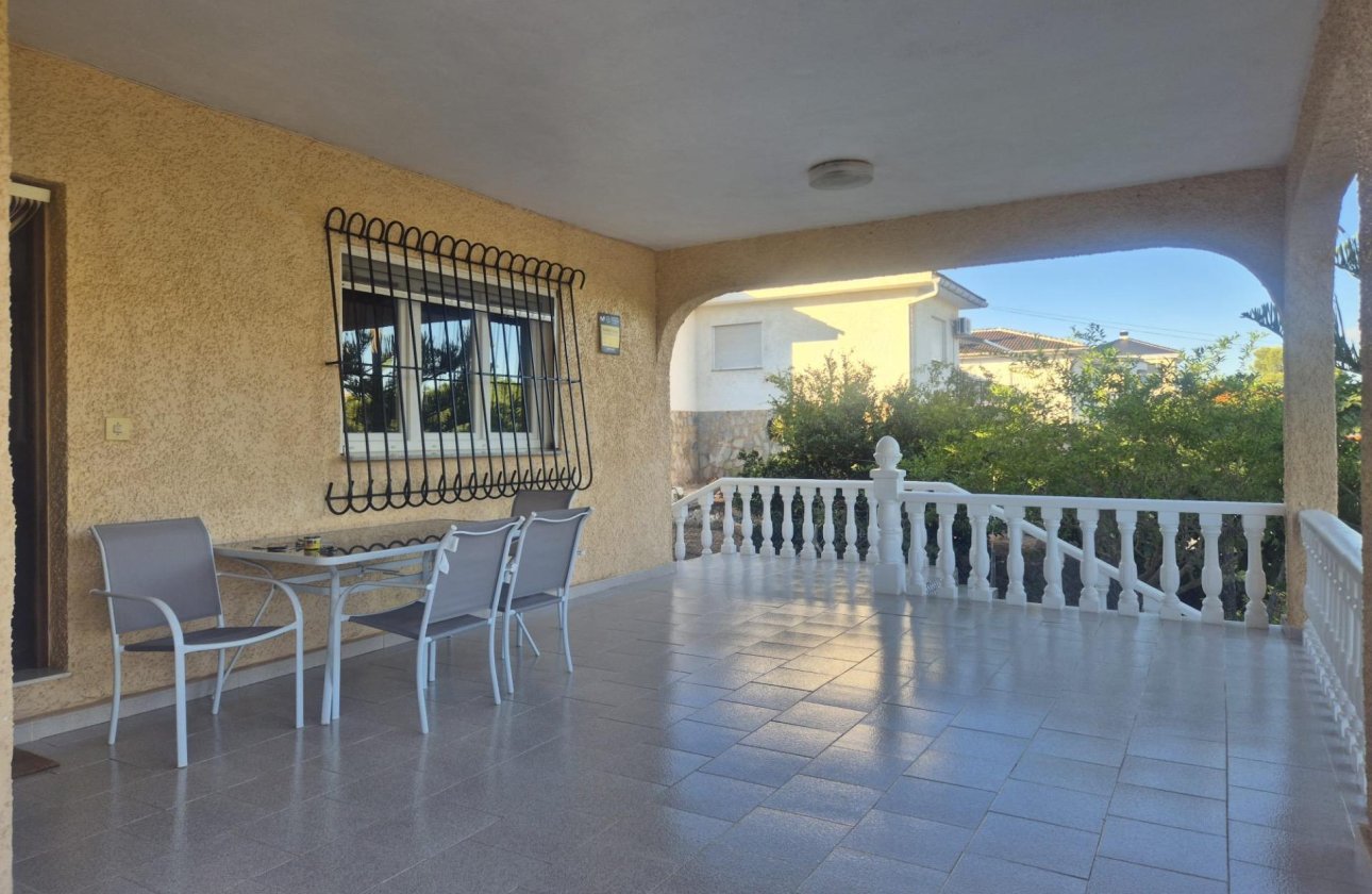 Resale - Villa -
Torrevieja - Los Balcones - Los Altos del Edén