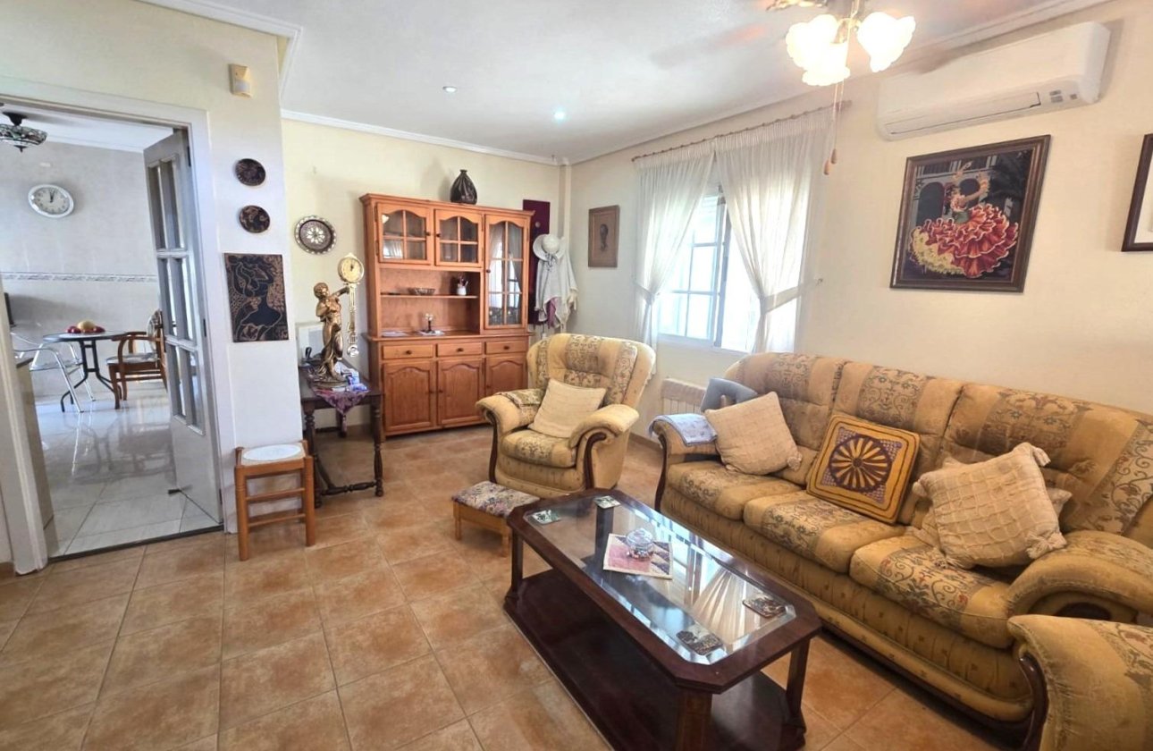 Resale - Villa -
Torrevieja - Los Balcones - Los Altos del Edén