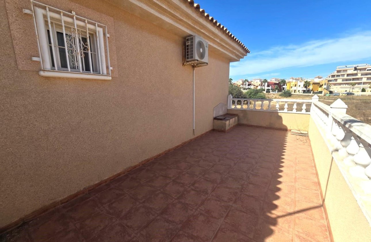Resale - Villa -
Torrevieja - Los Balcones - Los Altos del Edén