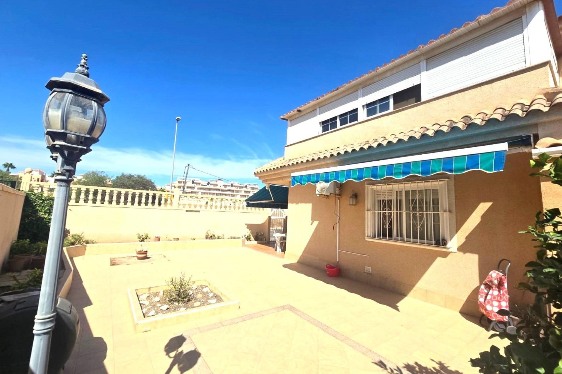 Resale - Villa -
Torrevieja - Los Balcones - Los Altos del Edén