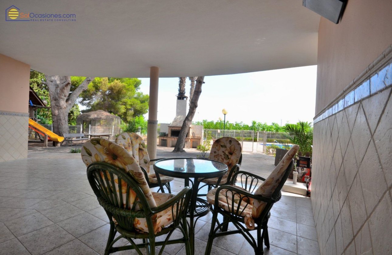 Resale - Villa -
Torrevieja - Los Balcones