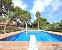 Resale - Villa -
Torrevieja - Los Balcones