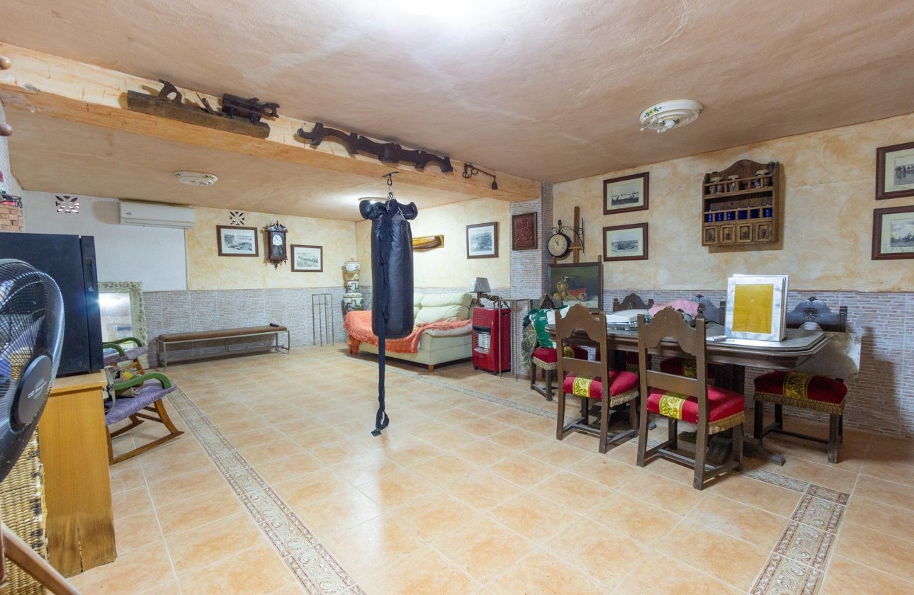 Resale - Villa -
Torrevieja - Los Balcones