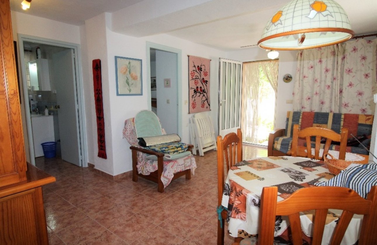 Resale - Villa -
Torrevieja - Los Balcones