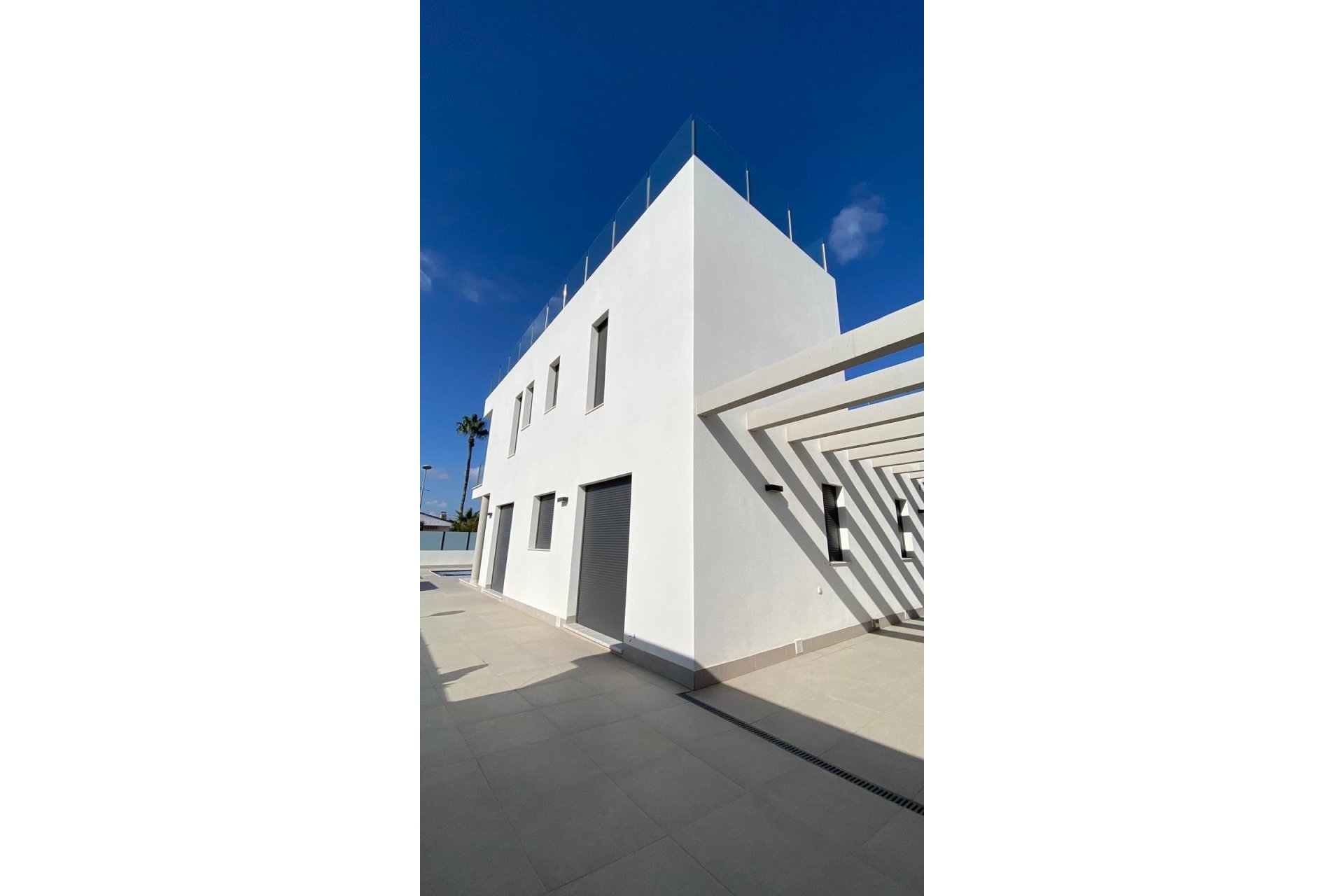 Resale - Villa -
Torrevieja - Los Balcones