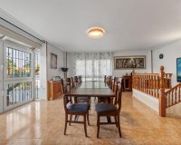 Resale - Villa -
Torrevieja - Los Balcones