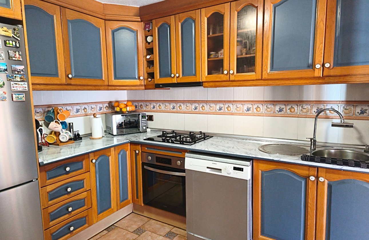 Resale - Villa -
Torrevieja - Los Balcones