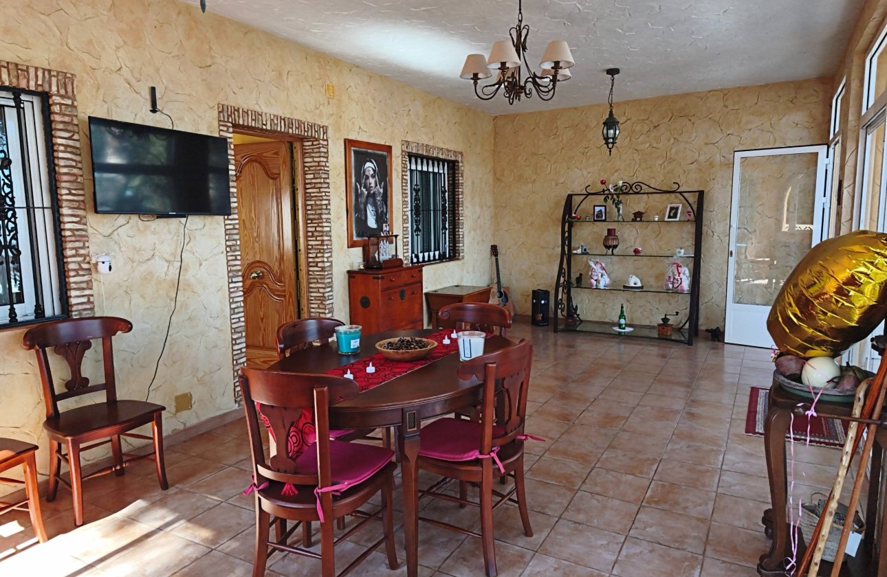 Resale - Villa -
Torrevieja - Los Balcones