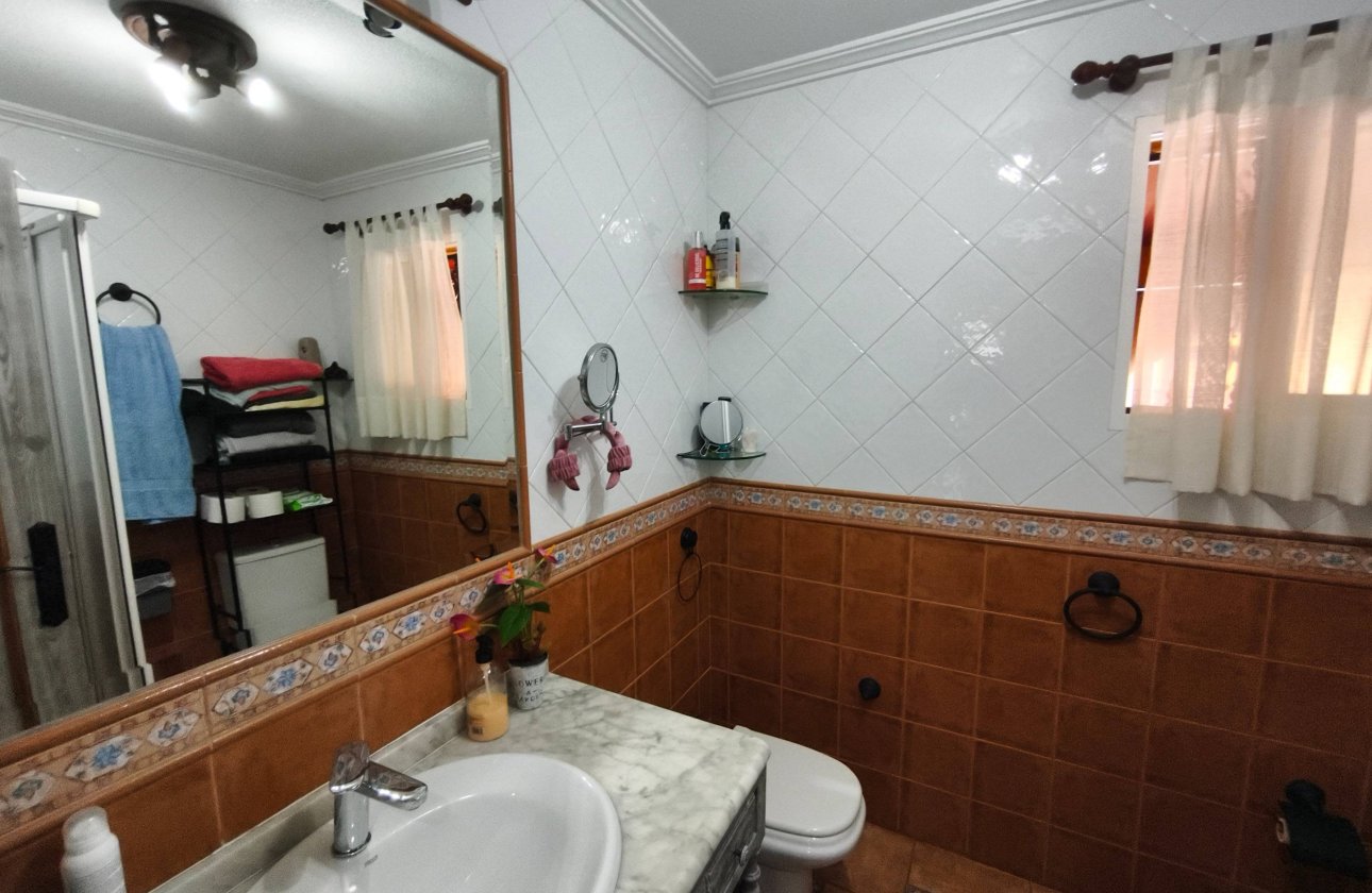 Resale - Villa -
Torrevieja - Los Balcones