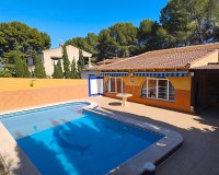 Resale - Villa -
Torrevieja - Los Balcones