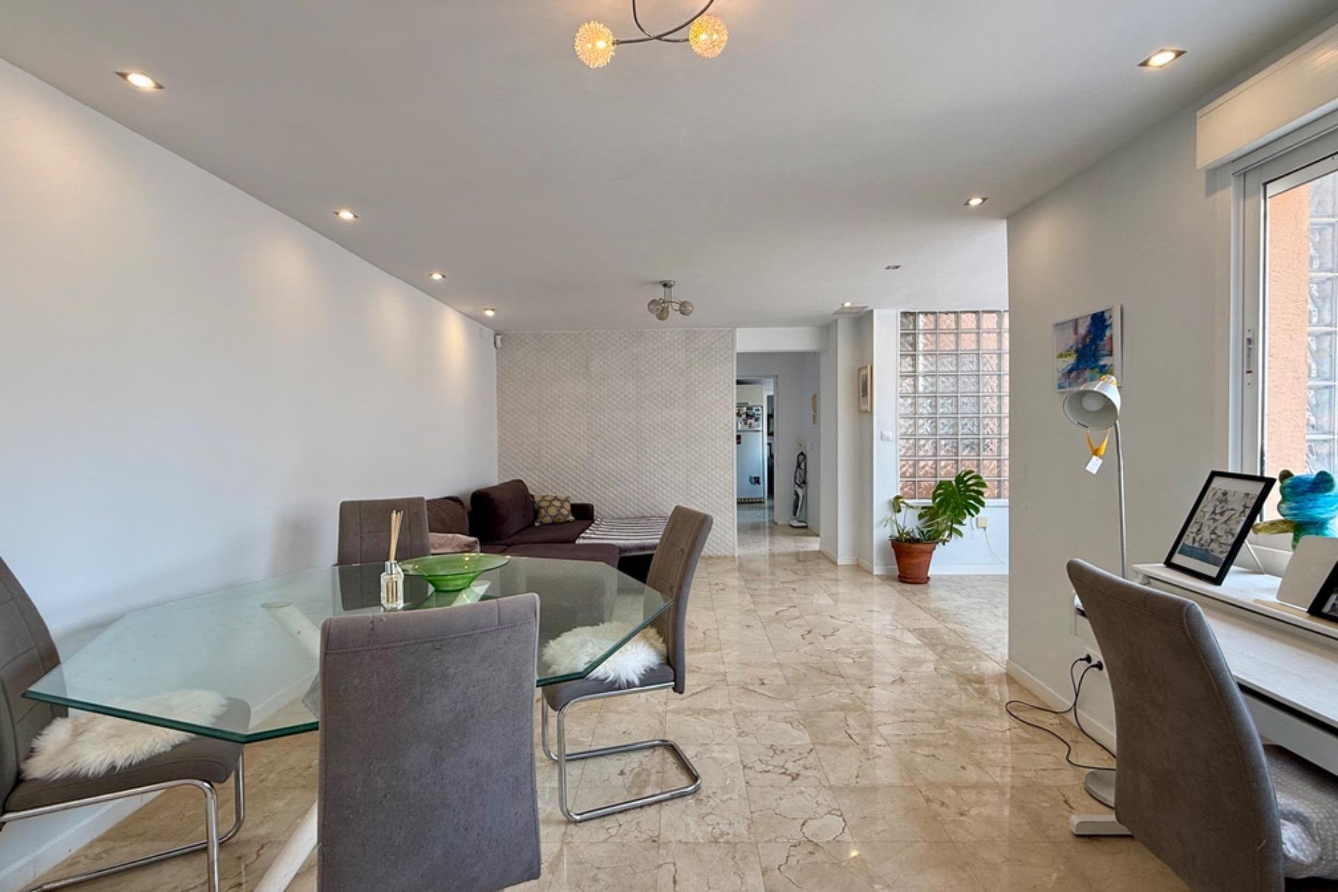 Resale - Villa -
Torrevieja - Los Frutales