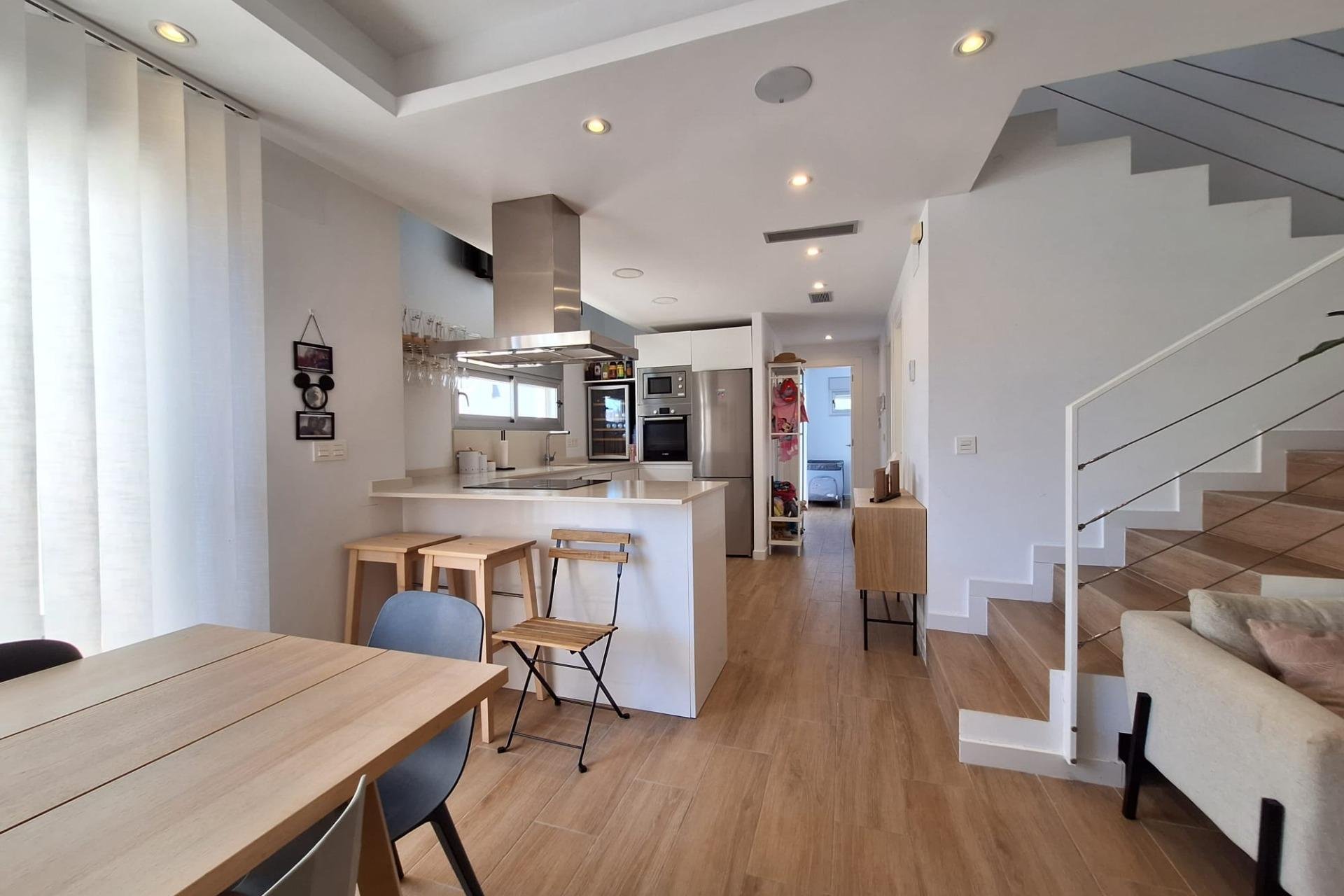 Resale - Villa -
Torrevieja - Los Frutales
